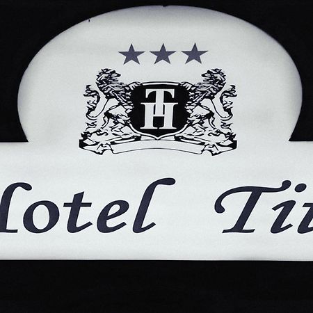 Hotel Tito ميستر المظهر الخارجي الصورة