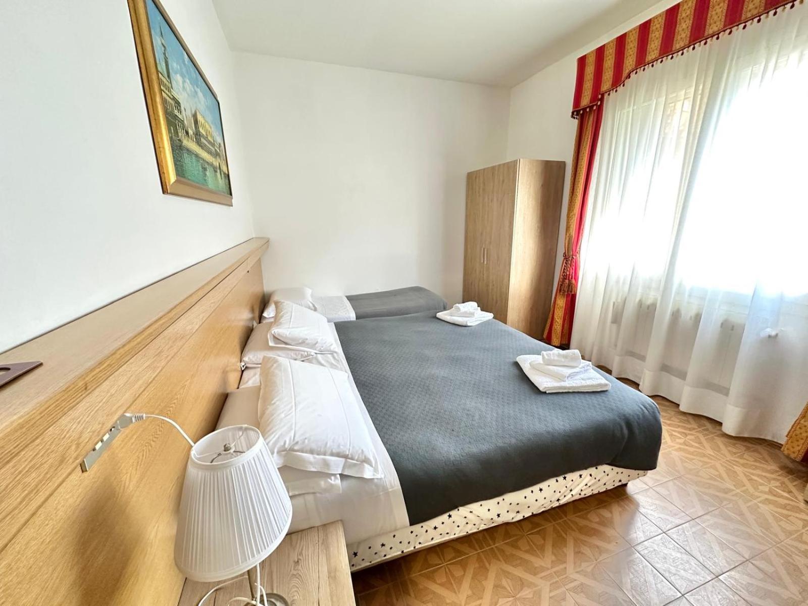 Hotel Tito ميستر المظهر الخارجي الصورة