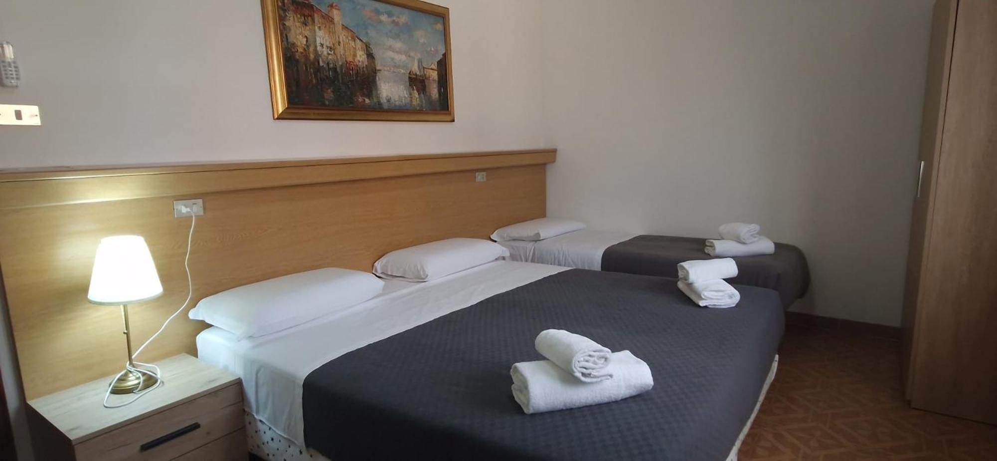 Hotel Tito ميستر المظهر الخارجي الصورة